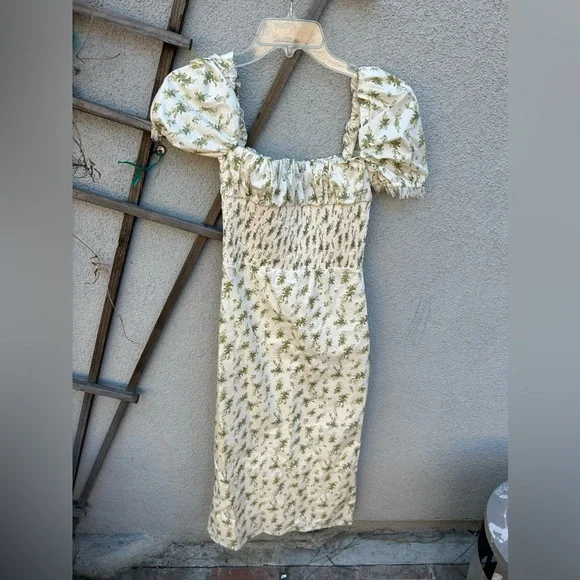 HOUSE OF CB 'Bellucci' Garden Print Shirred Sundress